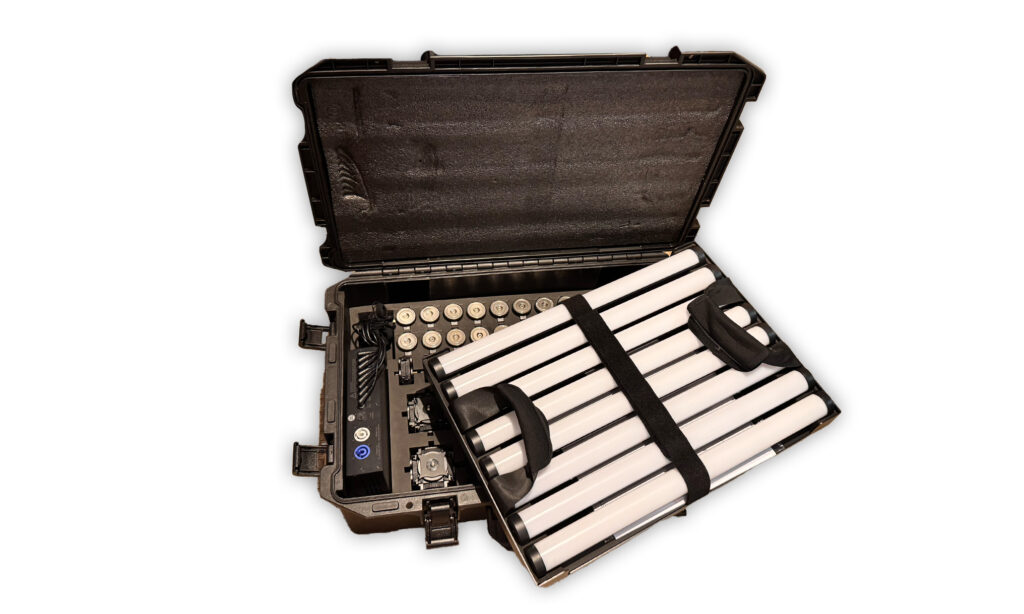 … werden Stairville The Tube II direkt in Boden und Deckel arretiert
