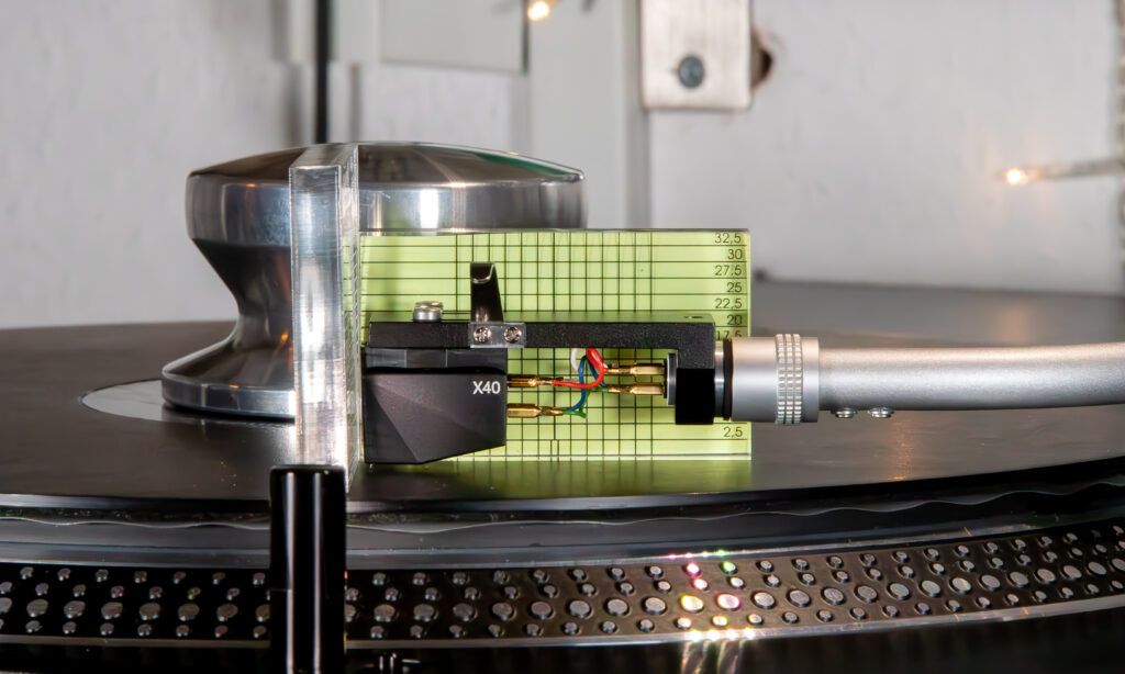 Auch das MC X40 lässt sich wie auch das X30 leicht installieren und auch unkompliziert justieren 