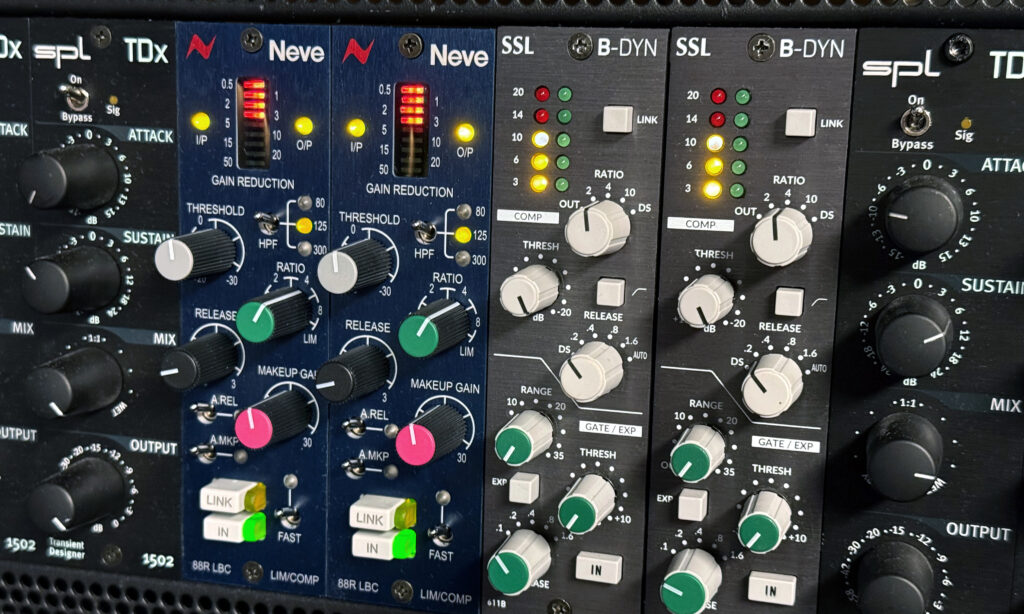 Rack Foto mit SSL und Neve