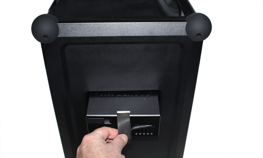 Soundboks Mix von hinten mit Akkufach