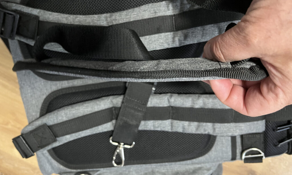 Die Rucksackgurte: Thomann Digital Backpack XL GR 