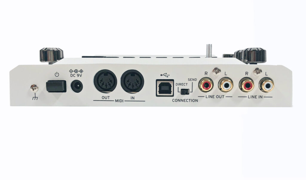 Korg Kaoss Pad V von hinten