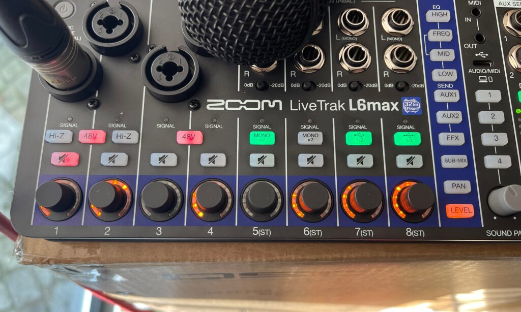 Dank der verbauten 32-Bit-Preamps ist das Aussteuern kinderleicht