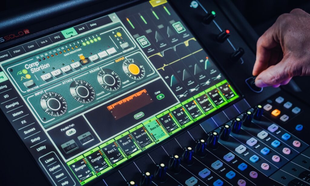  Avantis Mischpult Serie Firmware V2.0 (Bildquelle: Allen & Heath)