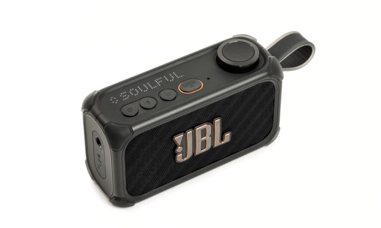 Test: JBL BandBox Solo – Mini-Amp, Bluetooth-Box und KI-Übetool in Einem? Artikelbild