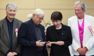 Must Watch: "You are my god" - Japans Premierministerin trifft Deep Purple in Tokio Artikelbild