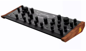 Superbooth 2026: Enjoy Electronics Memento Effektgerät Artikelbild