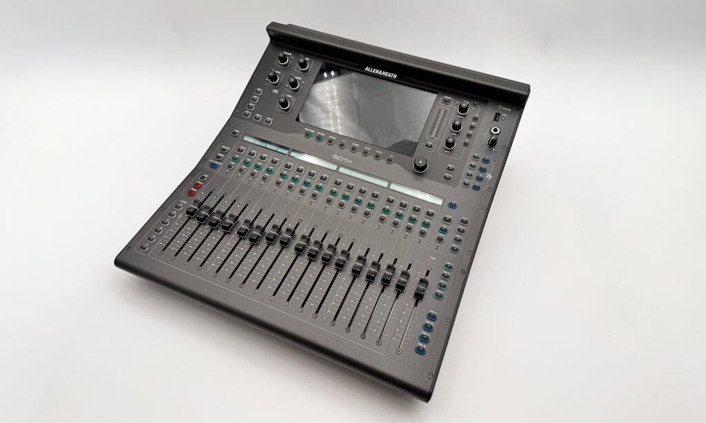 Das Allen & Heath SQ5+ soll seinen Vorgänger modernisieren