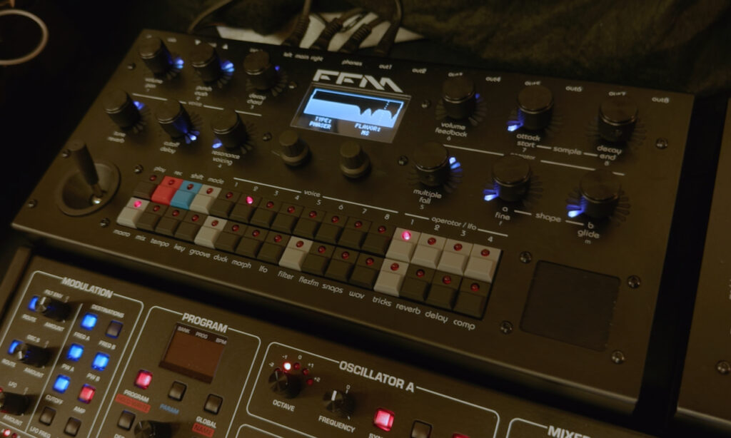FLEXfm auf der Superbooth (Bildquelle: Bonedo)