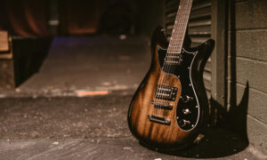 Gretsch Electromatic Jet Baritone & CVT Baritone: Gretsch-Sound mit Baritonmensuren Artikelbild