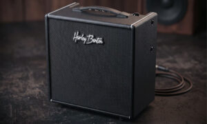 Harley Benton DNAfx AmP10: Kompakter Modeling-Amp für zu Hause und unterwegs Artikelbild