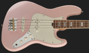 Und der zweite folgt sogleich: Harley Benton MV-4JB BassTheWorld Signature in Shell Pink! Artikelbild