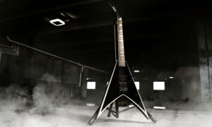 Jackson Pro Series Signature Wes Borland King V: Nu-Metal-Waffe und Blickfang Artikelbild