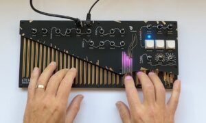 Superbooth 26: Puremagnetik Etches Soundscape Synthesizer Artikelbild
