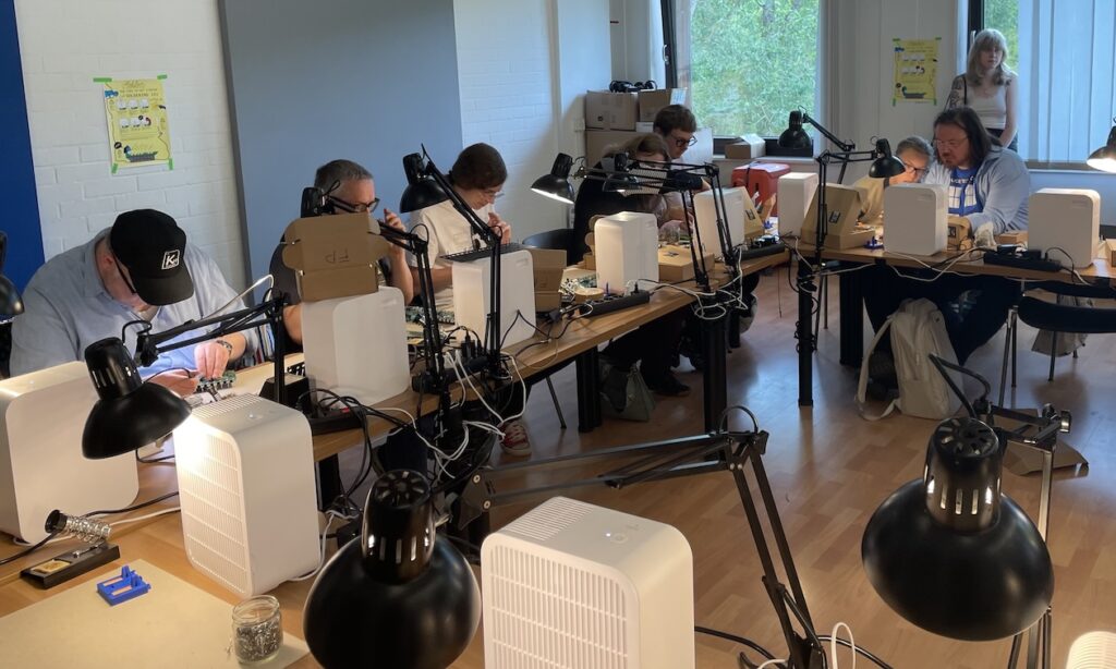  DIY Workshop: Basteln, Löten, schrauben biss es tönt (Bildquelle: Sven Rosswog)