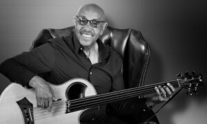 Zum Tod von John B. Williams: Der Bassist, der den Groove ins Wohnzimmer brachte Artikelbild