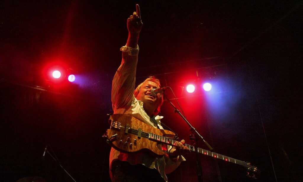 Bassist Mark King