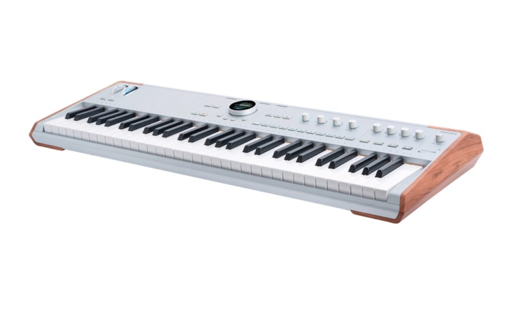 Astrolab 61 Silver (Bildquelle: Arturia) 