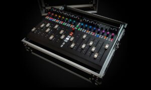 Asparion D700 Rack DAW-Controller: Für Tourneen und Live Gigs Artikelbild