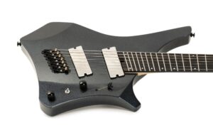 Test: Ibanez A527 – Die perfekte Multiscale-7-String-Gitarre? Artikelbild