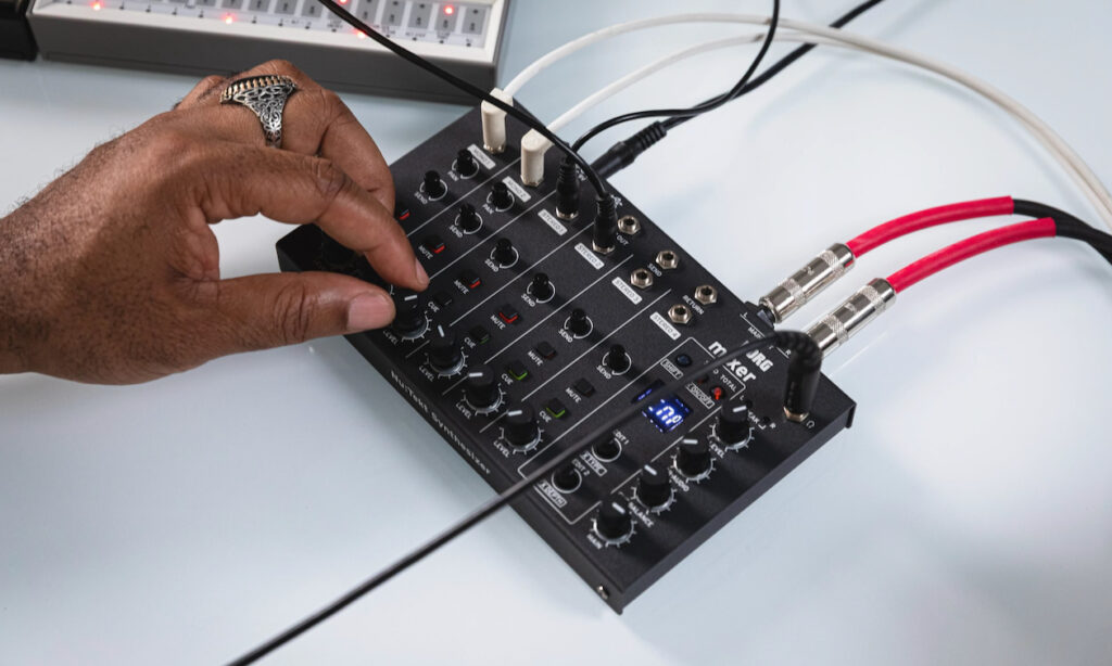 NTS-4 Mixer (Bildquelle: Korg)