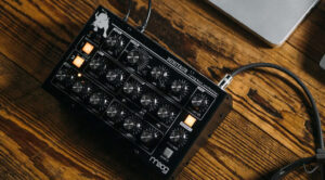 Moog Minitaur, Apogee Symphony und PRS kräftig reduziert: 3 tolle Deals der Woche!