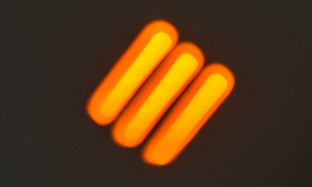 Der Eurolite LED IP TMH-B250 kommt mit 13 Gobos