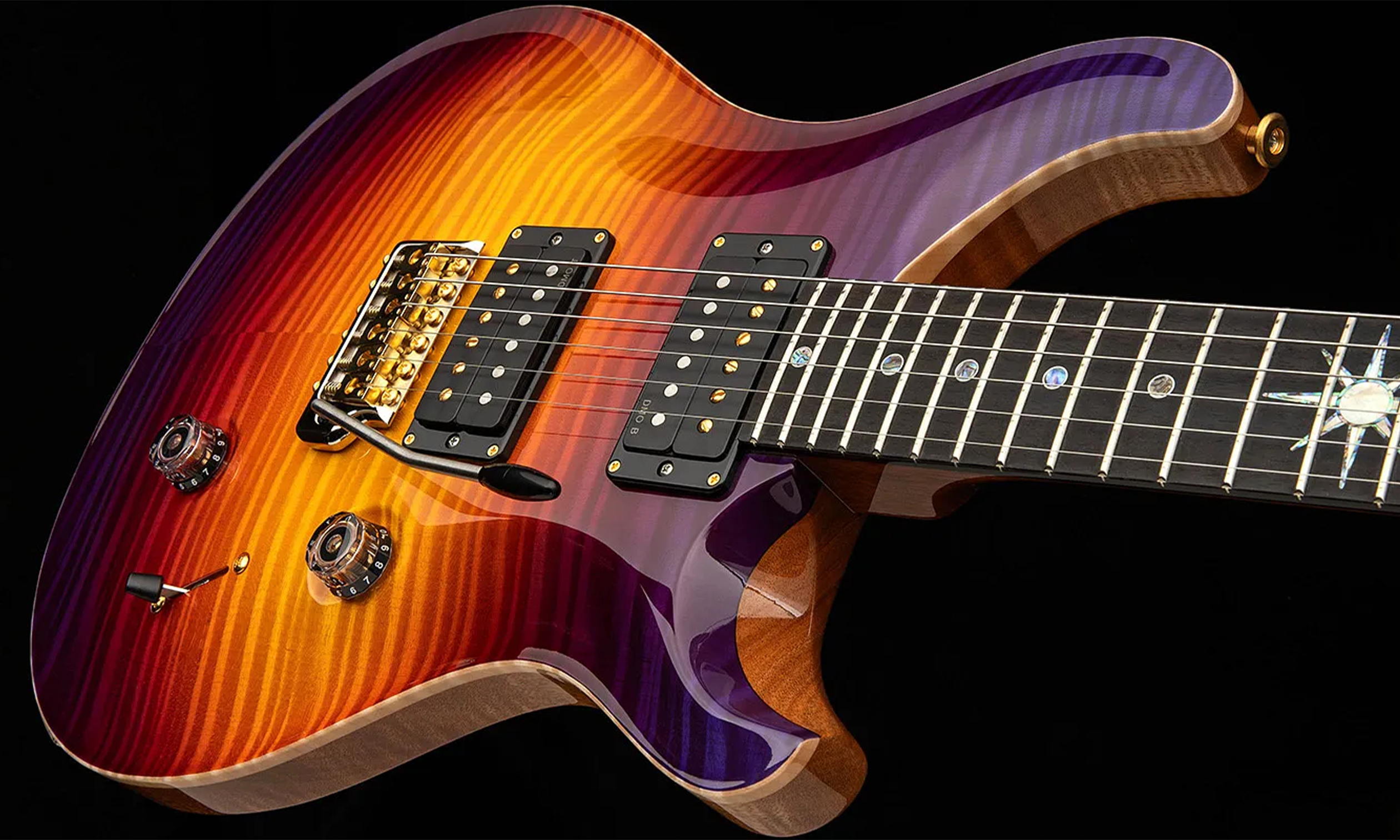 PRS Astryx LTD Dany Villarreal – die erste Signature-Gitarre der The-Warning-Frontfrau Artikelbild