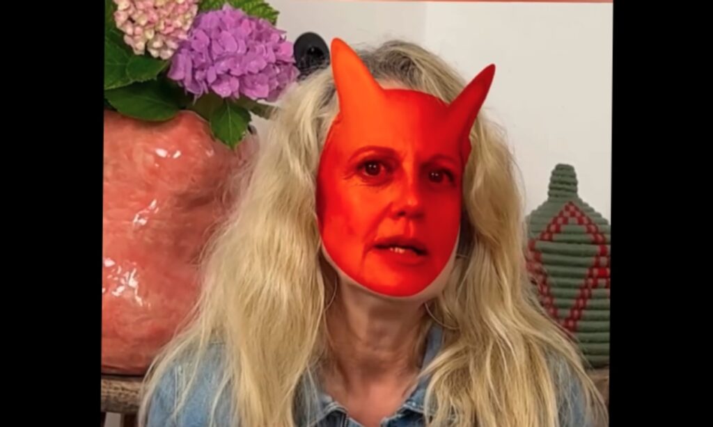 Barbara Schöneberger sieht sich selbst als Schrecken der Toningenieure (Bildquelle: Barbara Schöneberger Instagram Kanal Screenshot)
