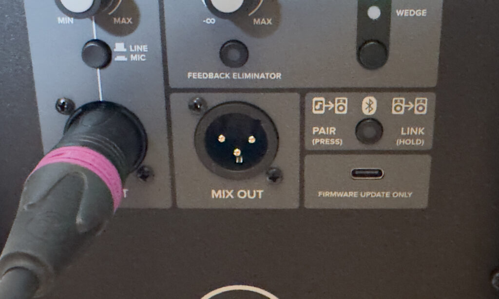 Mix Out zur Weiterleitung des Audiosignals