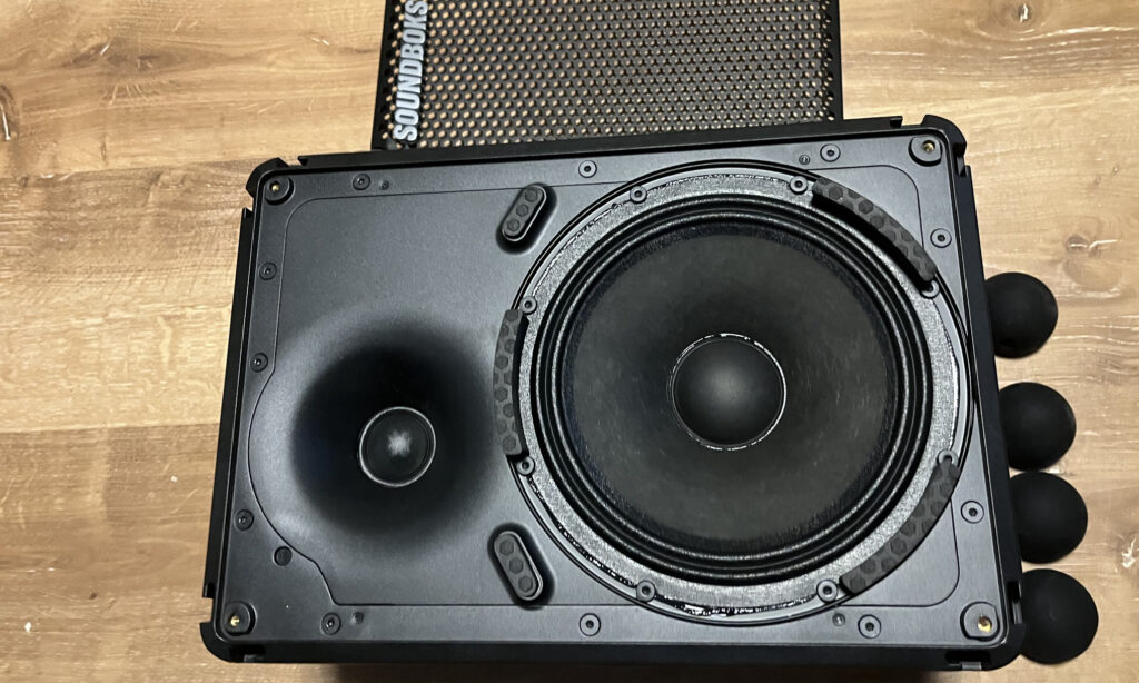 Soundboks Rider ohne Frontgrill