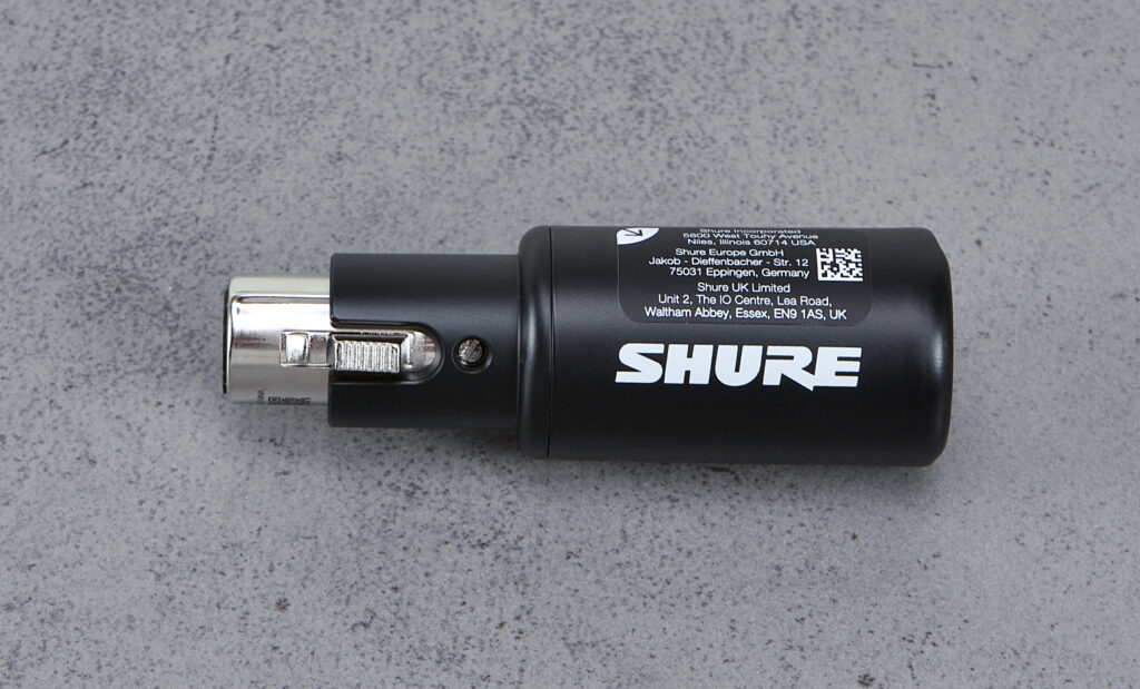 Liegendes Mic-Plug-Interface Shure MVX2U Gen 2
