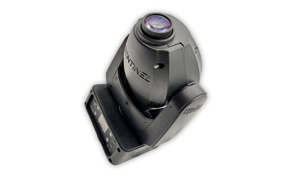 Der Sentinel Spot Q60 kommt mit 60 W RGBW-Farbmischung