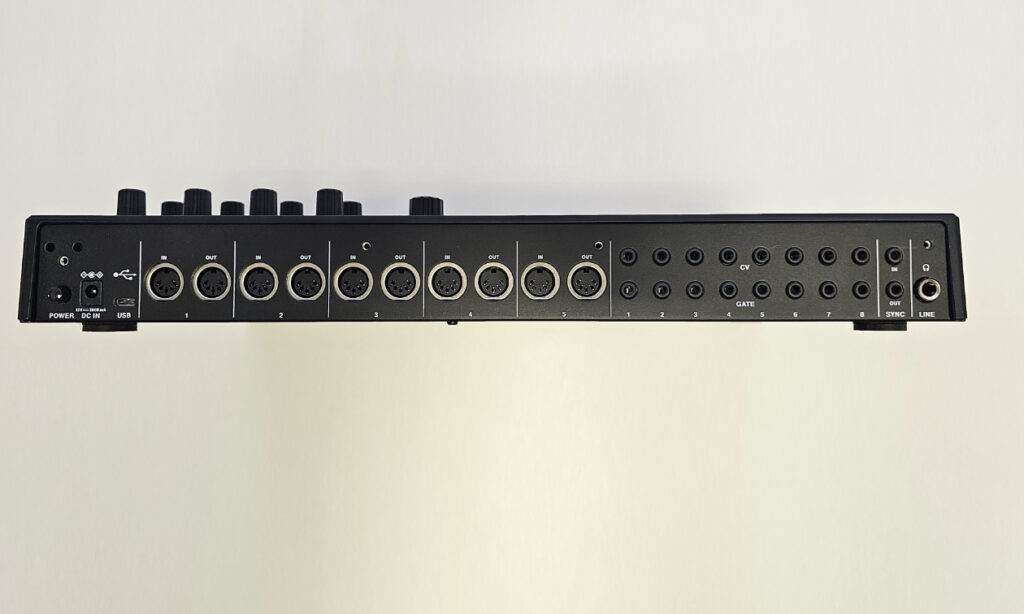  IGNITE Anschlüsse (Bildquelle: Behringer)