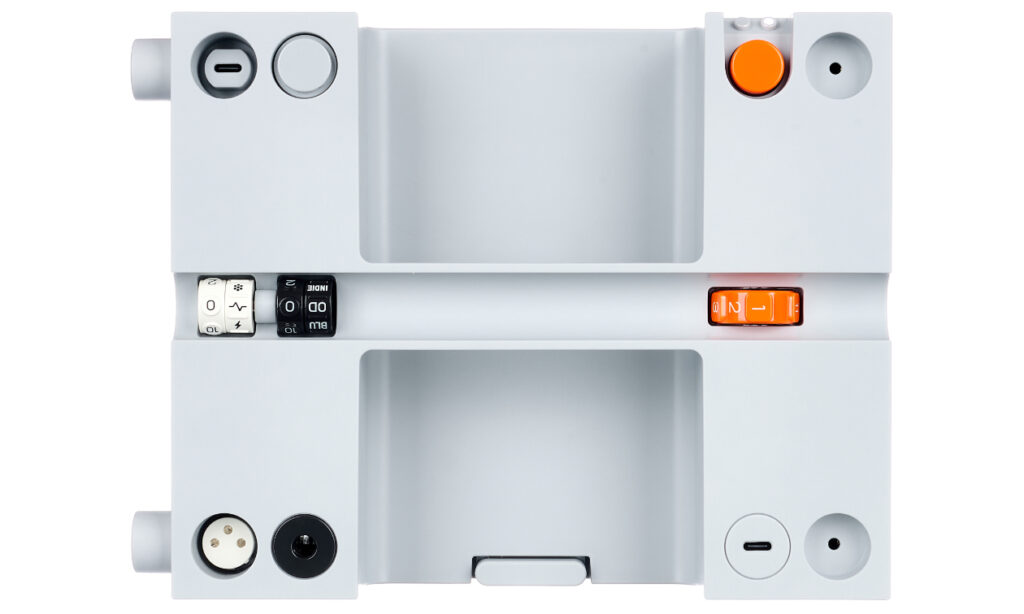 EP-35 K.O. Amp Anschlüsse und Regler (Bildquelle:Teenage Engineering)