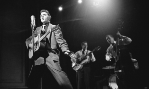 Elvis Presley: Rechteinhaber verklagen KI-Unternehmen Artikelbild