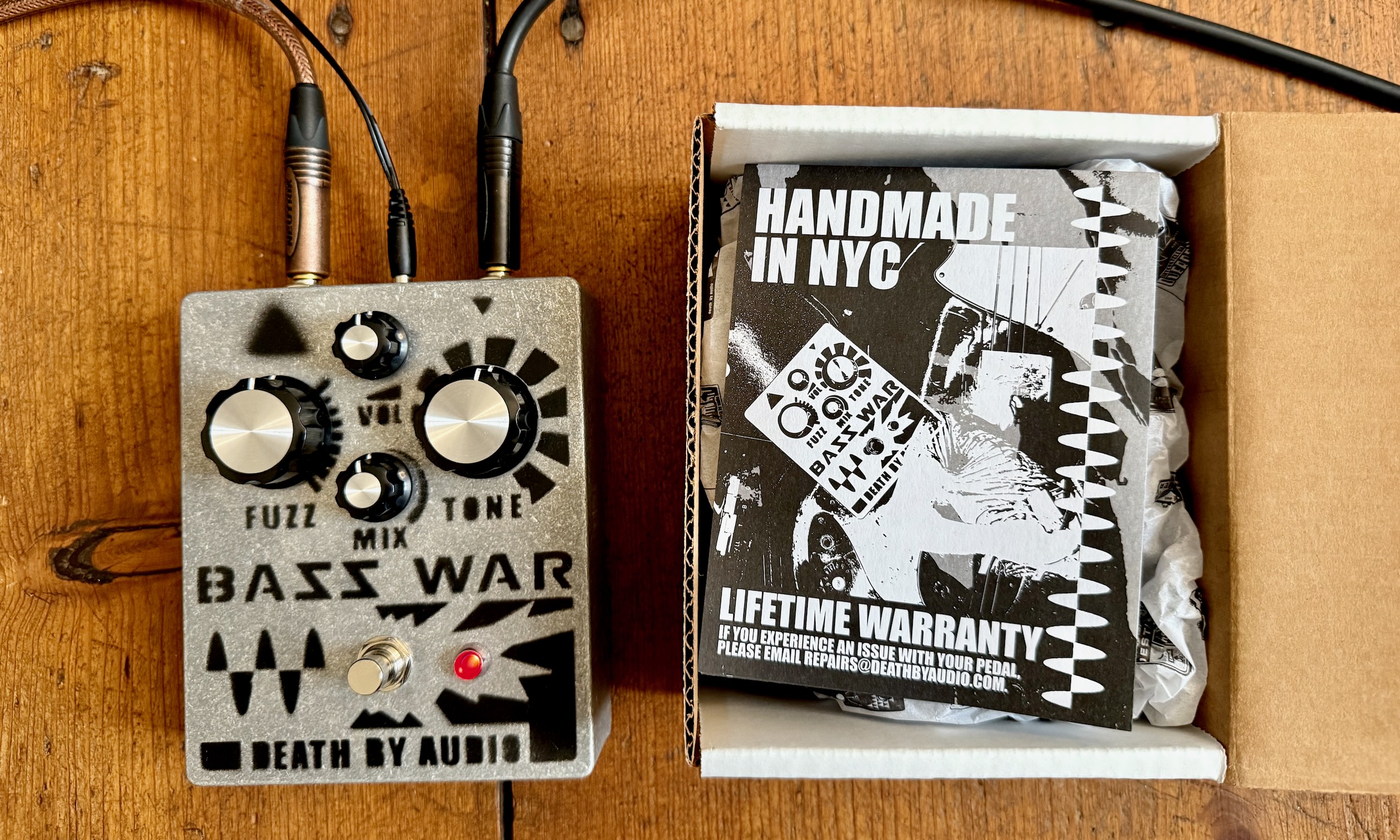 Death By Audio Bass War Fuzz Test - Bonedo