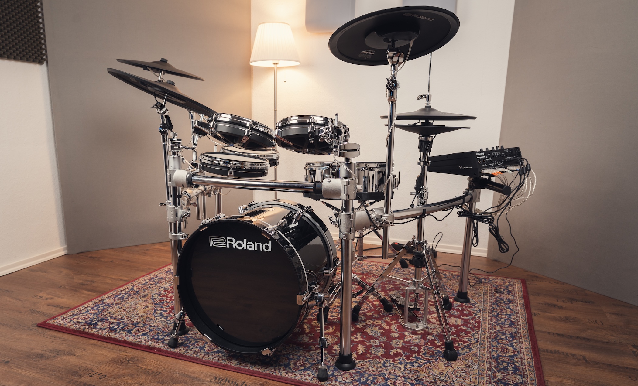 Roland TD716 V-Drums Kit Test Artikelbild