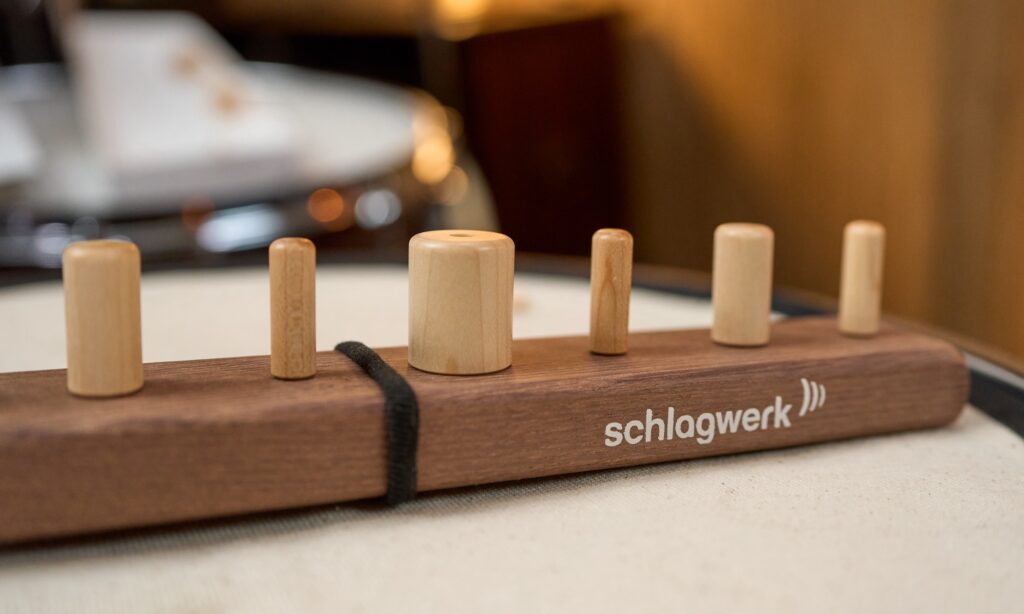 Schlagwerks Rhythm Pin Board ist ein tolles Hilfsmittel für den kreativen Instrumentalunterricht.