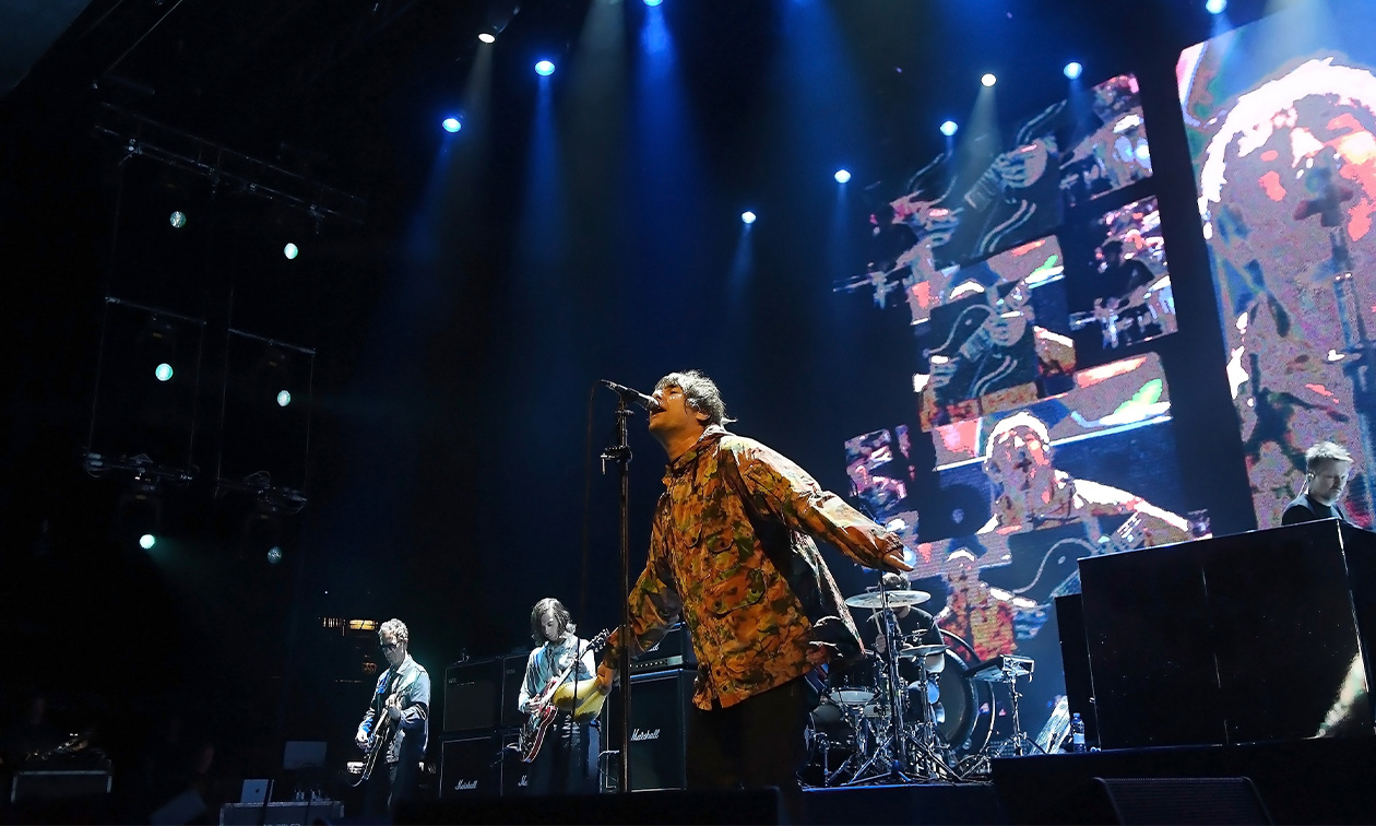 "So toll hat Liams Stimme seit Mitte der 90er Jahre nicht mehr geklungen": Oasis mit großer Comeback-Show Artikelbild