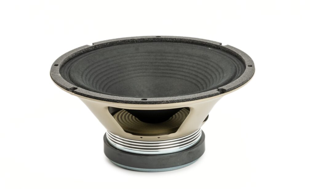 Reduzierter Pegel bei vollem Amp-Sound – der Celestion Peacekeeper ist eine Alternative zu Power-Soaks und eignet sich auch ideal zum Aufnehmen von Röhrenamps.