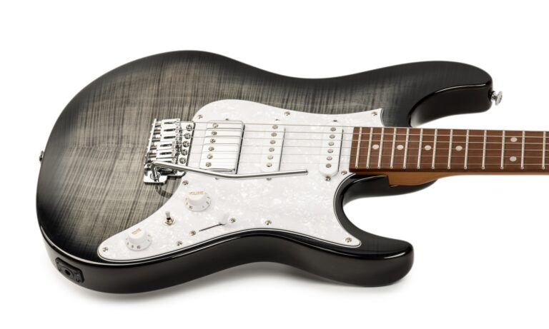 Ibanez AZ22S1F Test Artikelbild