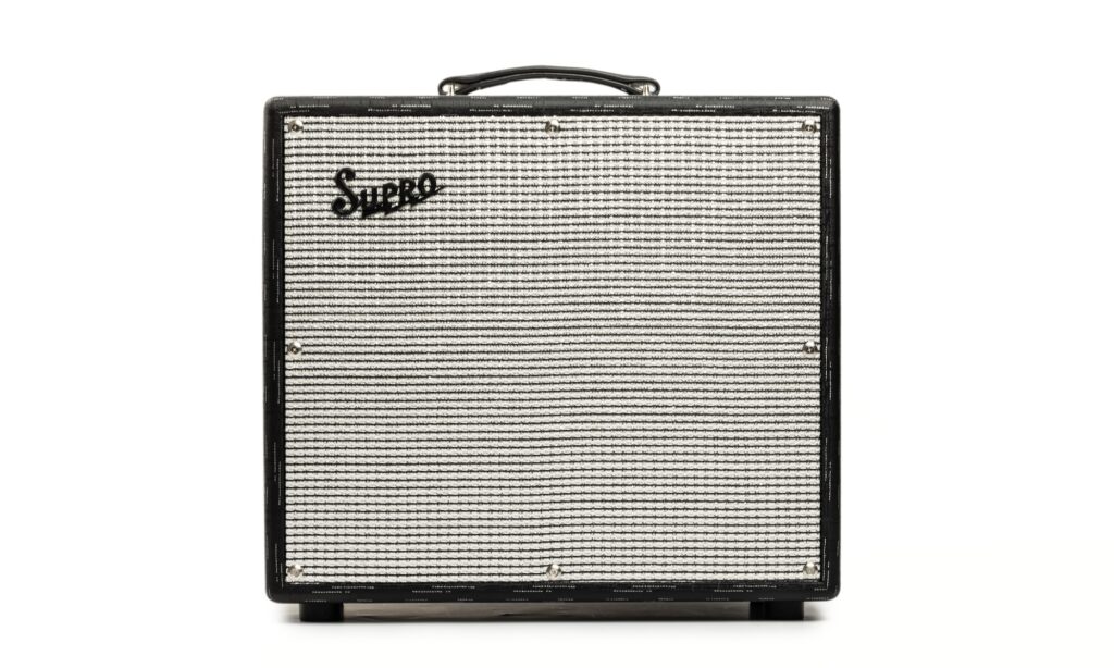 Mehr Headroom, mehr Klangfundament – der Supro Black Magick Reverb TB ist eine gelungene Weiterentwicklung des klassischen Black-Magick-Sounds. 