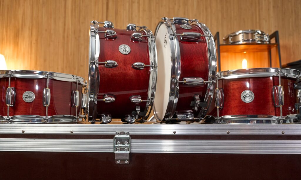 Schicke Optik und erschwingliche Preise – klanglich glänzen die Full Range Hybrid Snares vor allem in hohen Tunings.