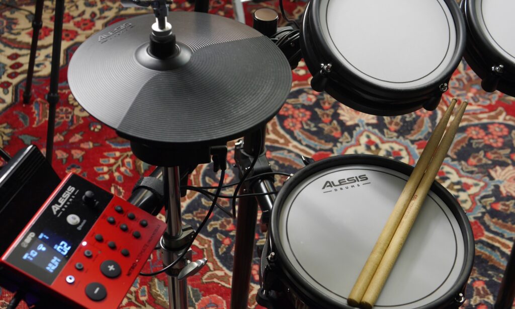 Das Ultimate ist das Spitzenmodell der Alesis Nitro-Reihe.