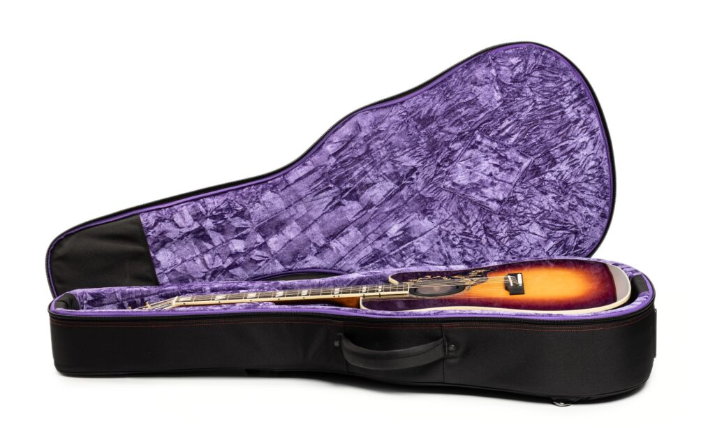 Das Epiphone Protector Ultralite Soft Case gehört zum Lieferumfang.