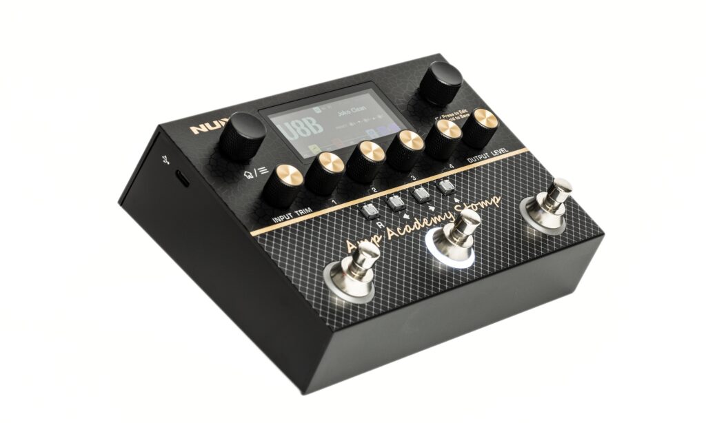 Durchdachter Amp-Modeler mit vielen Features zu einem erschwinglichen Preis – der Nux Amp Academy Stomp.