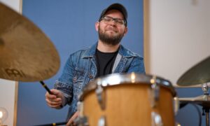 Joao Raineri – Der Jazzdrummer erklärt brasilianische Rhythmen / Samba Artikelbild