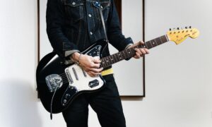 Fender Johnny Marr Signature Special Jaguar – des Meisters neue Gitarre Artikelbild