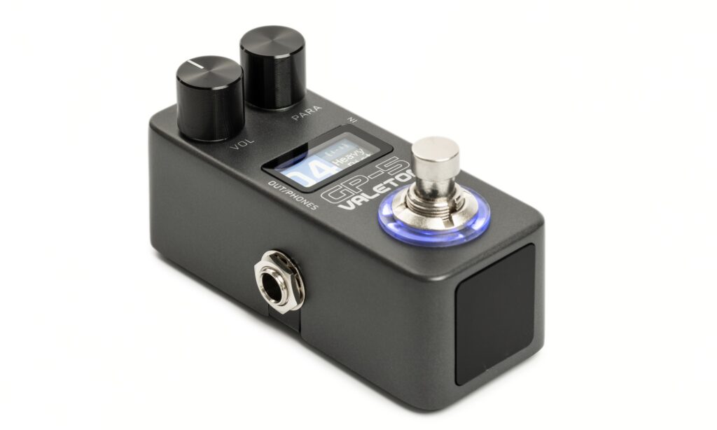 Das kompakte Valeton GP-5 bietet für seinen Preis eine beeindruckende Funktionsvielfalt, bleibt klanglich aber im Einsteigerbereich.